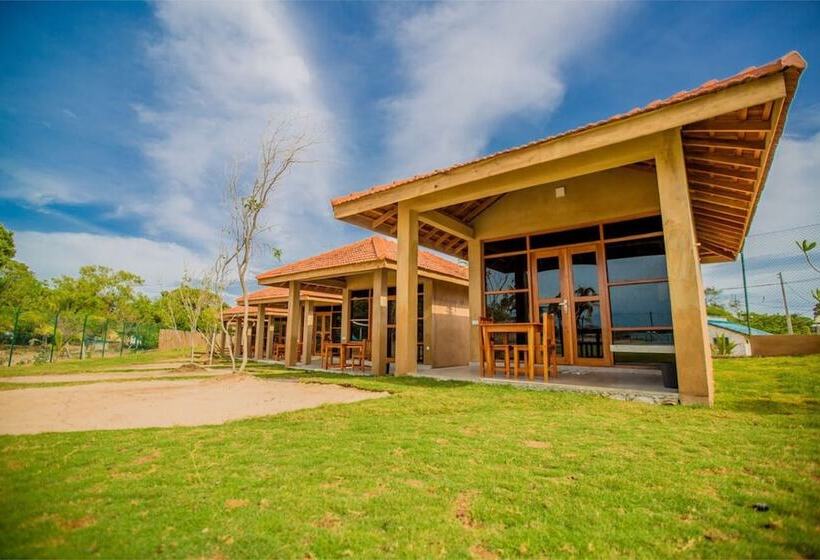 샬레, Nikara Nature Resort