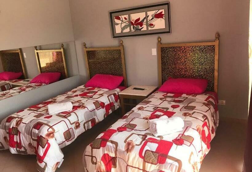 스탠다드 발코니 룸, Prince Hotel Fier