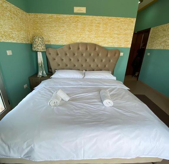 스탠다드 발코니 룸, Prince Hotel Fier