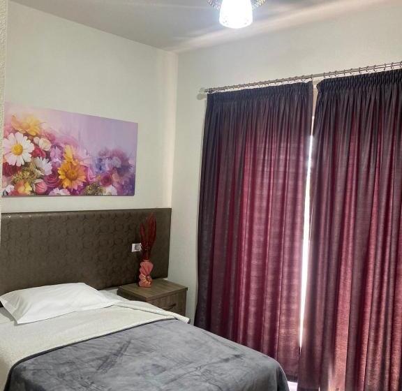 스탠다드 발코니 룸, Prince Hotel Fier