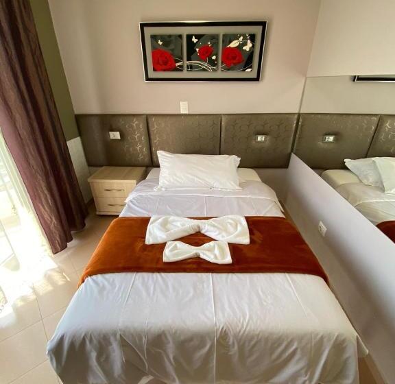 스탠다드 발코니 룸, Prince Hotel Fier