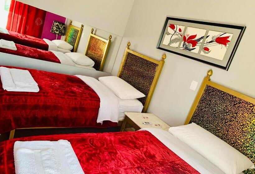 스탠다드 발코니 룸, Prince Hotel Fier