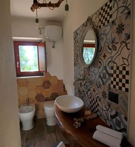 اتاق لوکس, Agriturismo Essentia Dimora Rurale