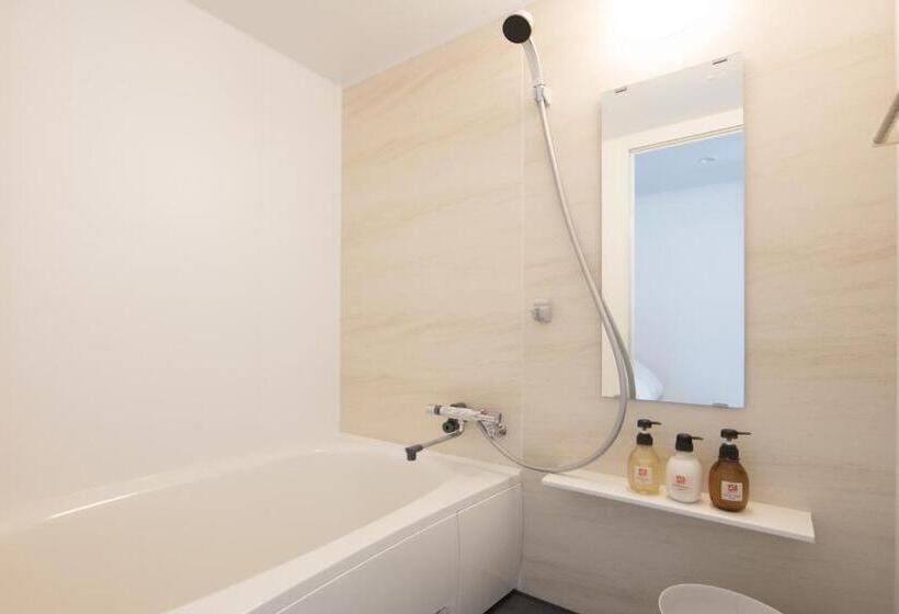 Habitació Triple Estàndard, Crasco Tabi Ne