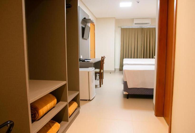 スタンダードトリプルルーム, Orla Morena Park