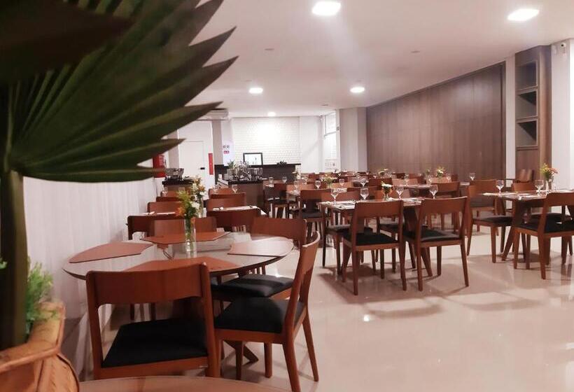 スタンダード4人部屋, Orla Morena Park