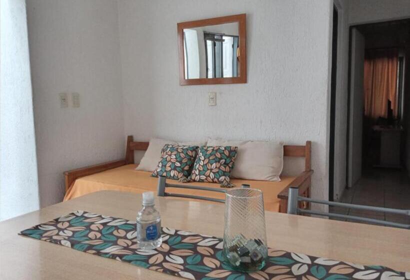 1 Yatak Odalı Zemin Kat Daire, Las Marias Apart