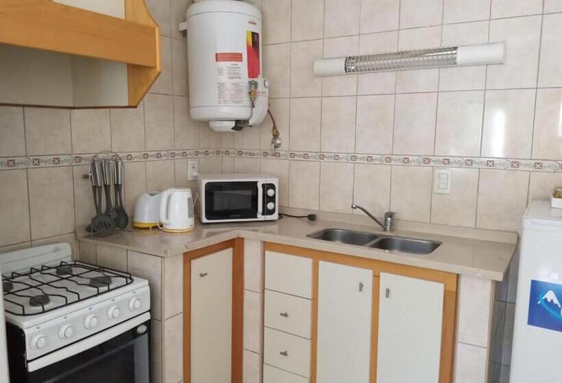 Standart Stüdyo, Las Marias Apart