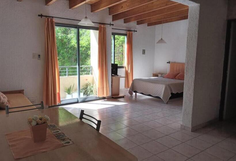 Balkonlu 1 Yatak Odalı Daire, Las Marias Apart