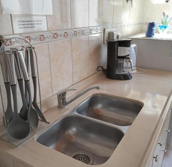 Balkonlu Standart Stüdyo, Las Marias Apart