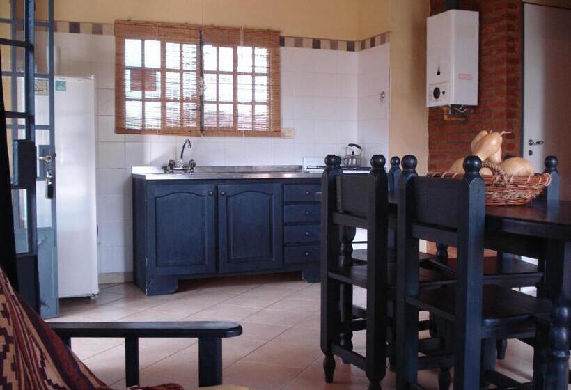 بنگله خانوادگی, Solares De La Laguna