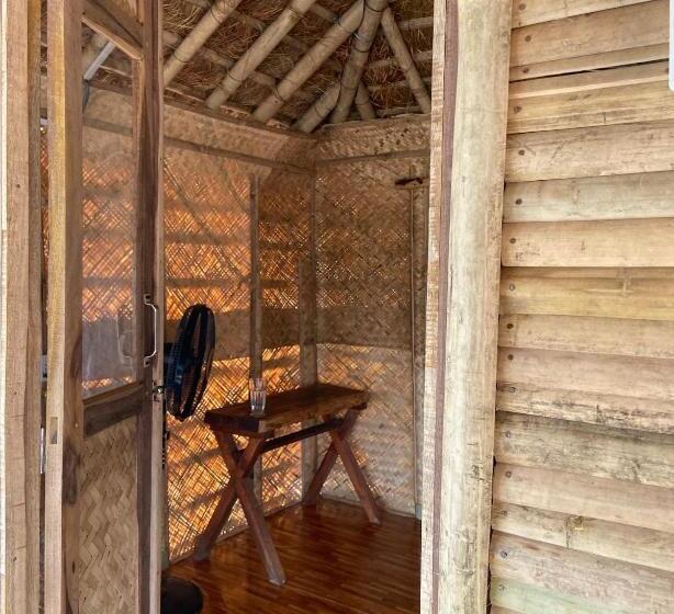 اتاق استاندارد با بالکن, Happy Lemon Tree Lodge