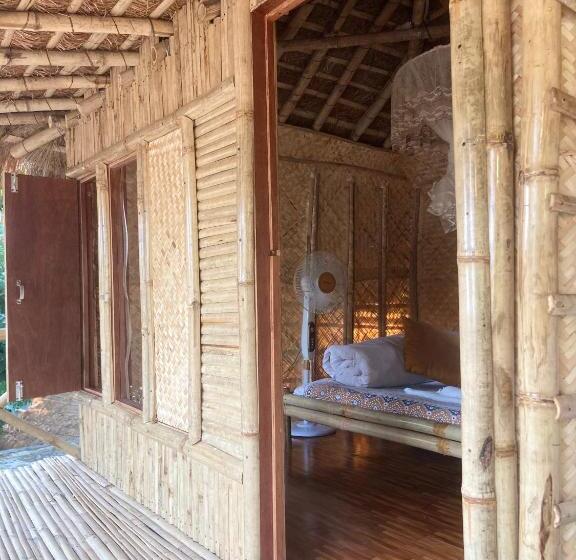 اتاق اکونومی, Happy Lemon Tree Lodge