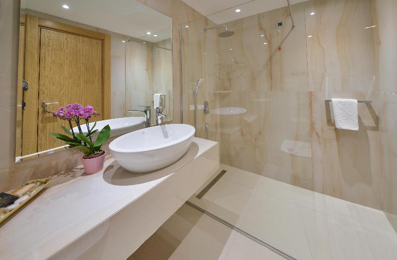 סוויטה מותאמת לאדם עם מוגבלויות, Holiday Inn Express & Suites   Tulsa Downtown   Arts District, An Ihg