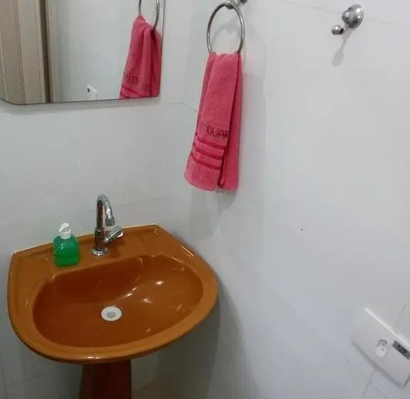 スタンダードトリプルルーム, Pousada Reis Guarujá