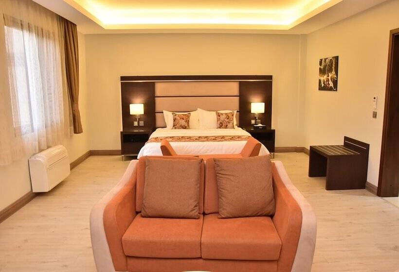 سوییت اجرایی, Best Western Plus The Athena Hotel Kampala