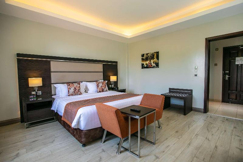 اتاق لوکس, Best Western Plus The Athena Hotel Kampala
