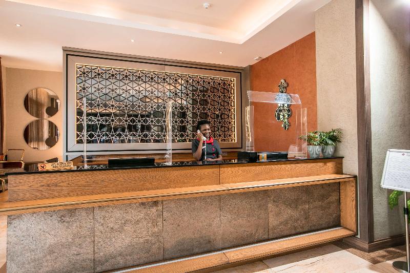 سوییت اجرایی, Best Western Plus The Athena Hotel Kampala