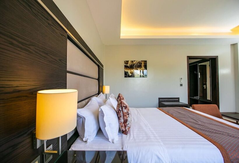 سوییت اجرایی, Best Western Plus The Athena Hotel Kampala