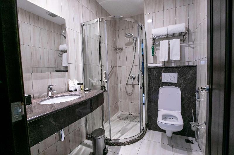 اتاق لوکس, Best Western Plus The Athena Hotel Kampala
