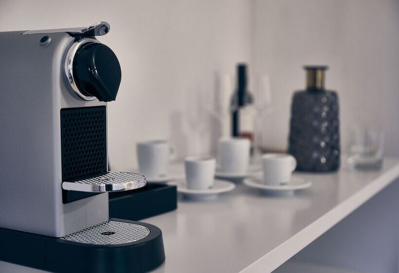 高级大房间, Kontor