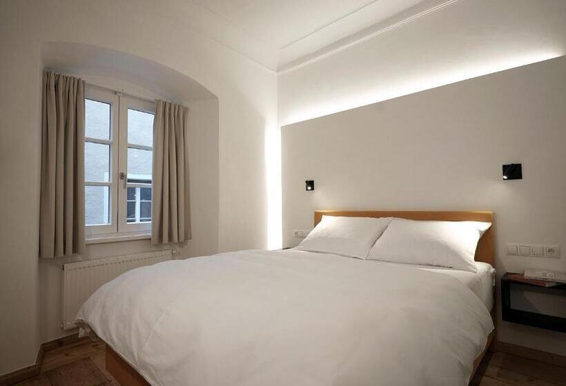 高级大房间, Kontor