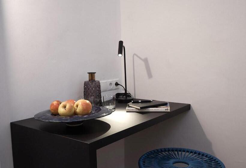 高级大房间, Kontor