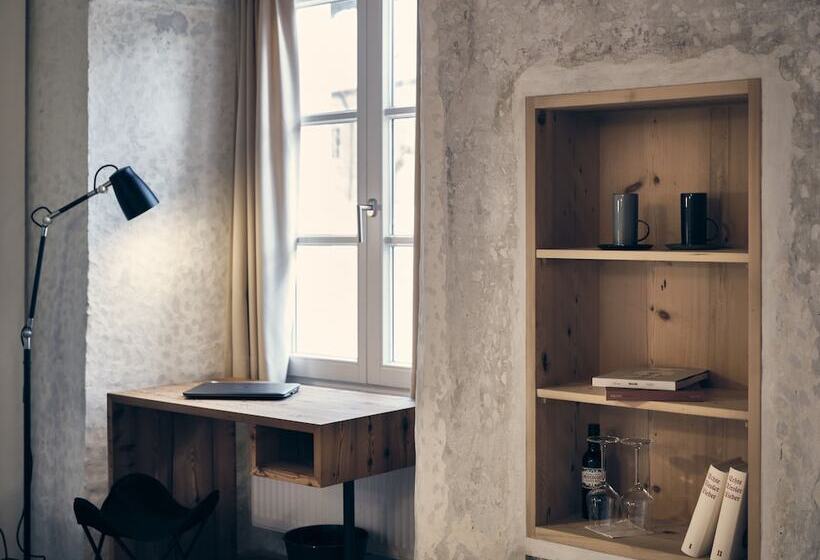 高级大房间, Kontor