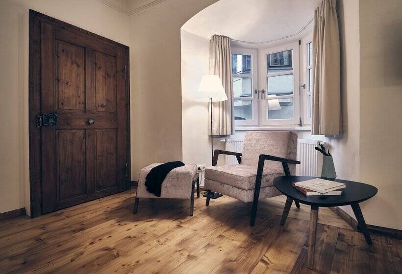 高级大房间, Kontor