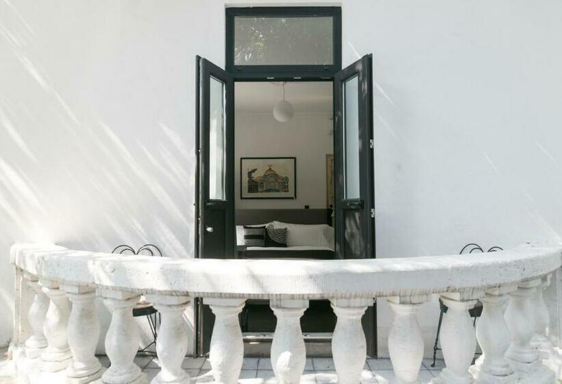 Люкс Superior, Orchid House Polanco