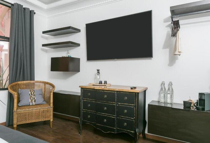 Люкс Повышенной Комфортности, Orchid House Polanco