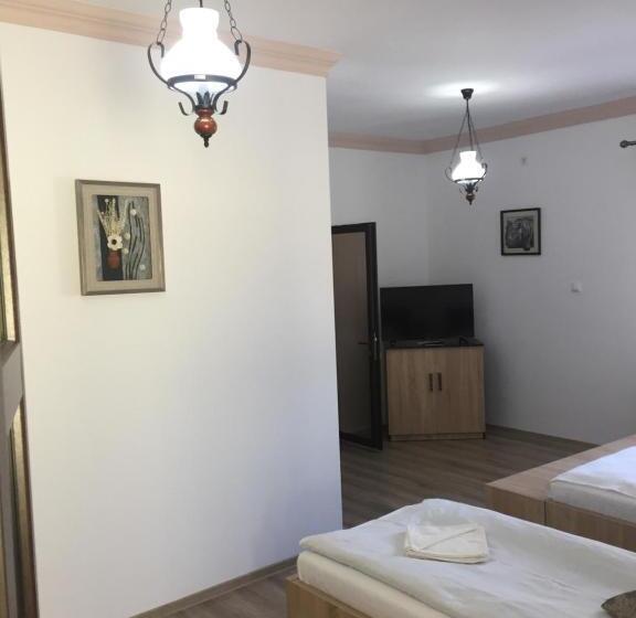 스탠다드 트리플 룸, Vila Lion