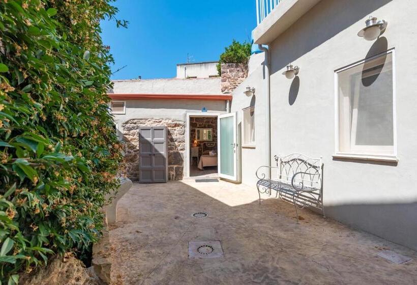 غرفة عائلية, Domo Sa Barra