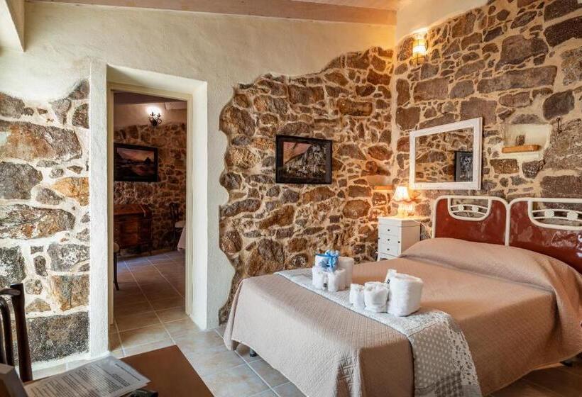 غرفة عائلية, Domo Sa Barra