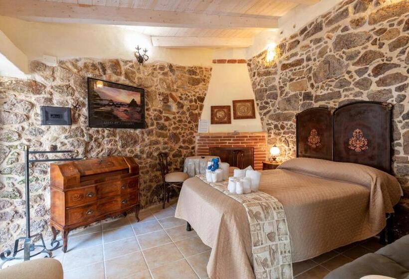 غرفة عائلية, Domo Sa Barra