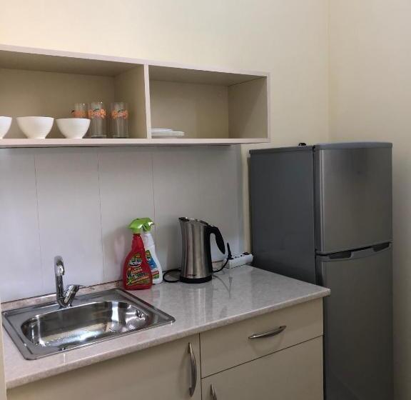 اتاق راحتی سه تخته, Lind Hotel And Guest House