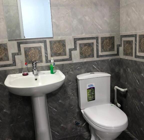 اتاق پریمیوم چهارنفره, Lind Hotel And Guest House