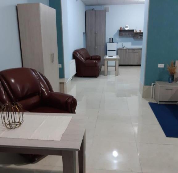 اتاق پریمیوم چهارنفره, Lind Hotel And Guest House