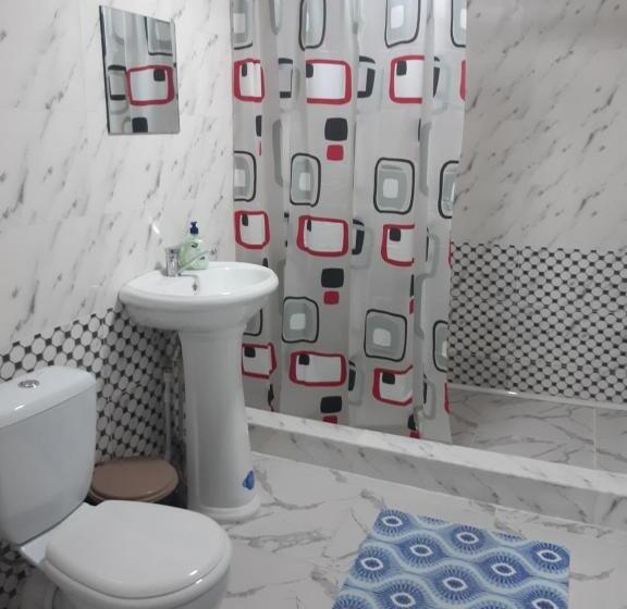 اتاق استاندارد سه نفره, Lind Hotel And Guest House