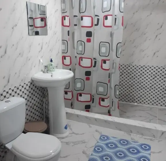اتاق استاندارد سه نفره, Lind Hotel And Guest House