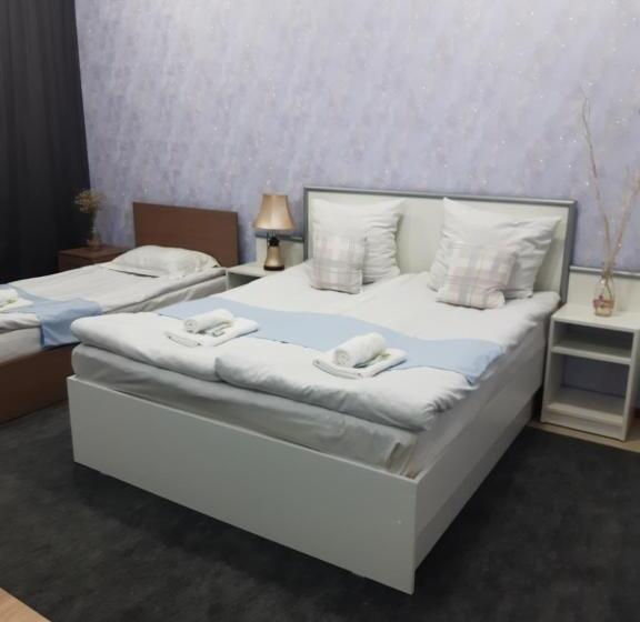اتاق استاندارد سه نفره, Lind Hotel And Guest House