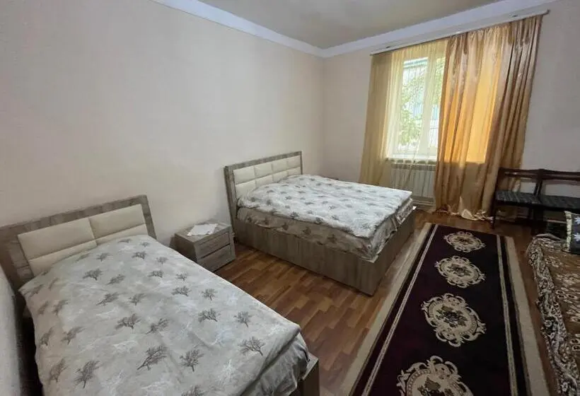 آپارتمان 2 خوابه, Inexpensive House