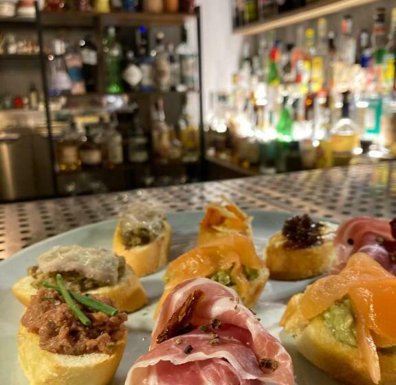 غرفة عائلية, Malatesta Antica Dimora