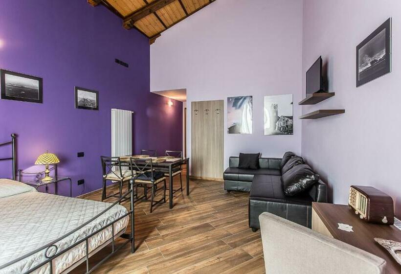 غرفة عائلية, Malatesta Antica Dimora