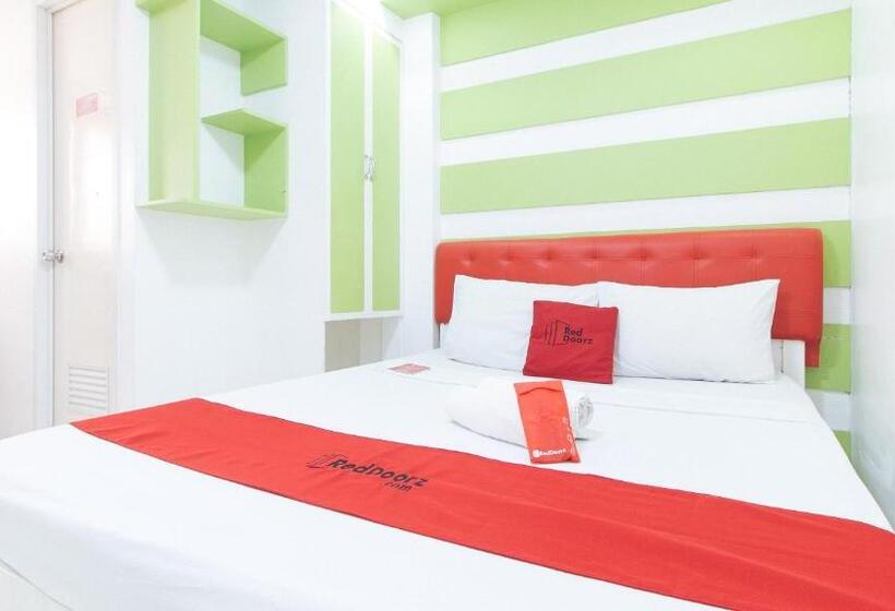 Номер Стандарт, Reddoorz At Dbuilders Rooms Lower Bicutan