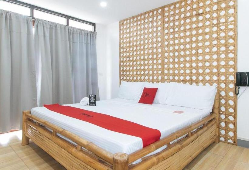 Люкс, Reddoorz At Dbuilders Rooms Lower Bicutan