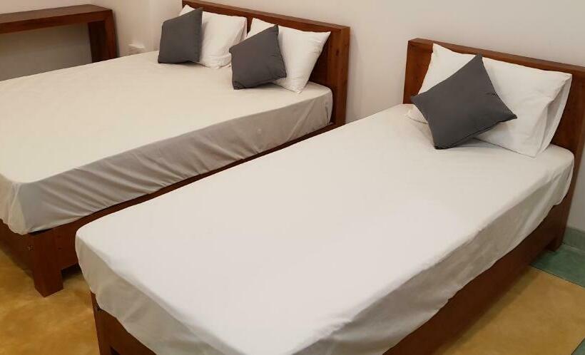 غرفة ديلوكس ثلاثية, Fairview Residence