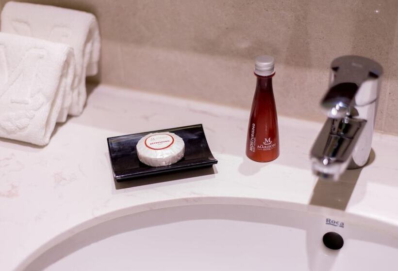 景色の見えるデラックスルーム, The Marison