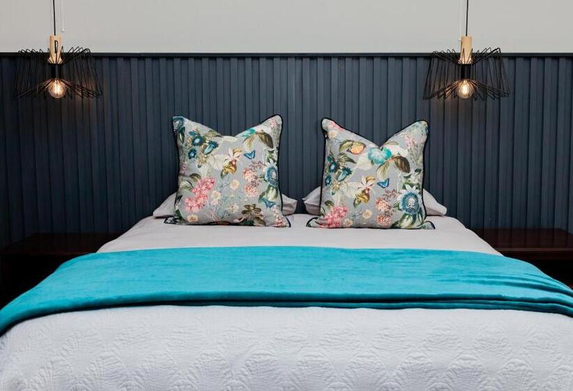 ガーデンビューファミリールーム, 2 Owls Guesthouse