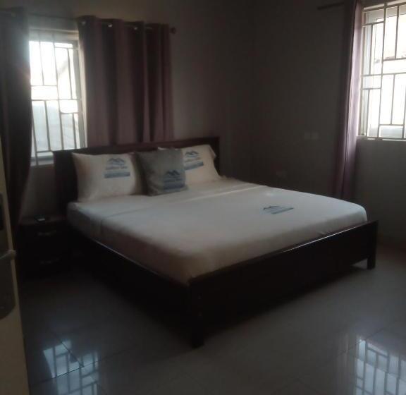 经济房, Danritzcer Suites